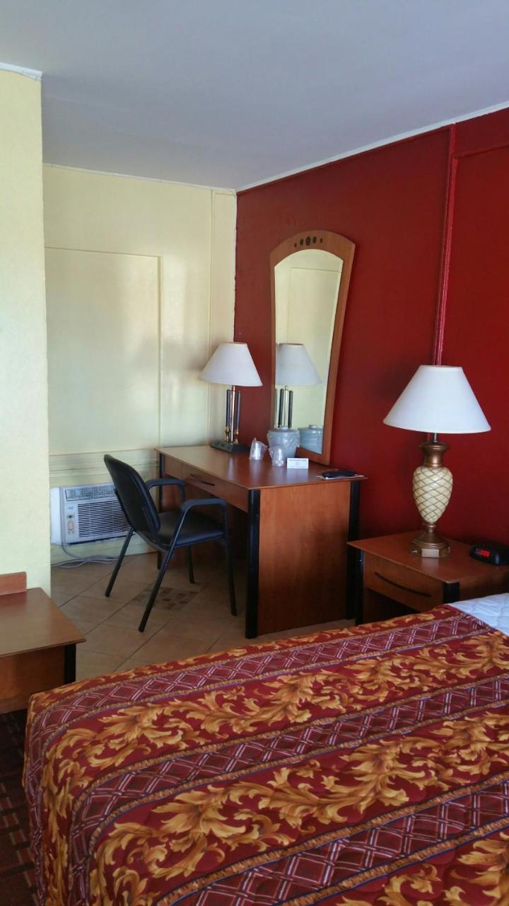 Palms Inn Dania Beach Extérieur photo